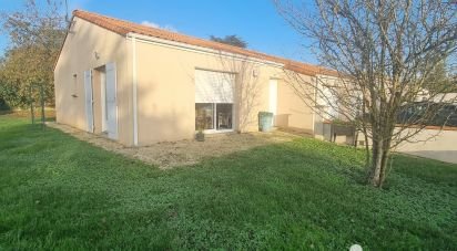 Maison 4 pièces de 79 m² à AIGONDIGNÉ (79370)