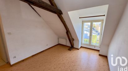 House 4 rooms of 86 m² in Château-Gontier (53200)