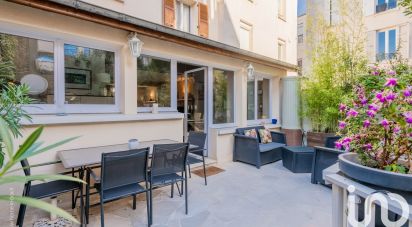 Town house 5 rooms of 240 m² in Montrouge (92120)