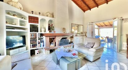 House 5 rooms of 103 m² in Fréjus (83600)