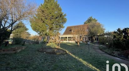 Traditional house 8 rooms of 170 m² in Monts (37260)