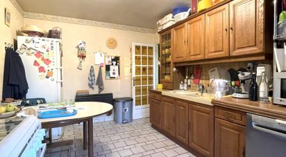 Traditional house 8 rooms of 170 m² in Monts (37260)