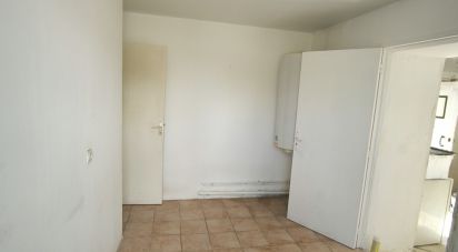 House 5 rooms of 92 m² in La Brousse (17160)