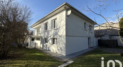 Traditional house 7 rooms of 151 m² in Jonzac (17500)