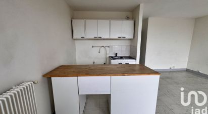 Studio 1 room of 30 m² in Nanterre (92000)