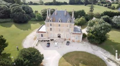 Château 11 pièces de 825 m² à Chantonnay (85110)