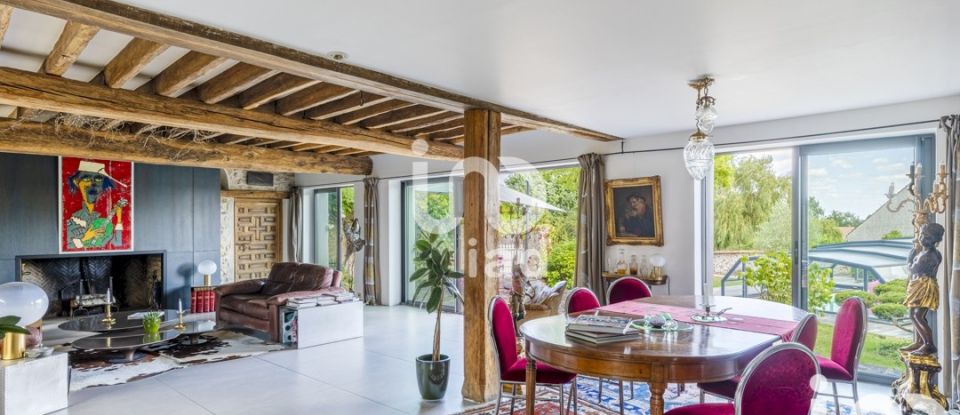 Maison 9 pièces de 340 m² à Bréançon (95640)