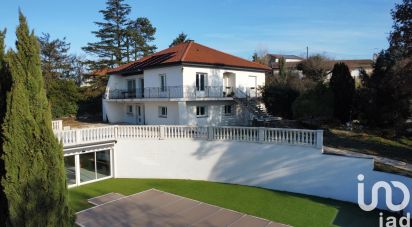 Maison 8 pièces de 282 m² à Dommartin (69380)