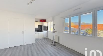 Studio 1 room of 26 m² in Saint-Malo (35400)