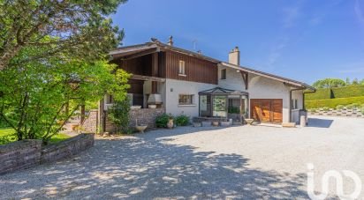 House 9 rooms of 245 m² in Vétraz-Monthoux (74100)