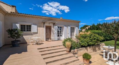 Traditional house 4 rooms of 126 m² in Arles (13200)