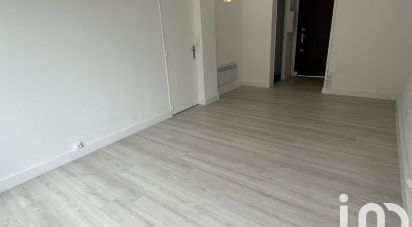 Apartment 3 rooms of 52 m² in Nîmes (30900)