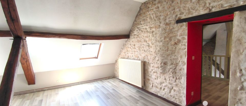 Appartement 5 pièces de 110 m² à Poitiers (86000)