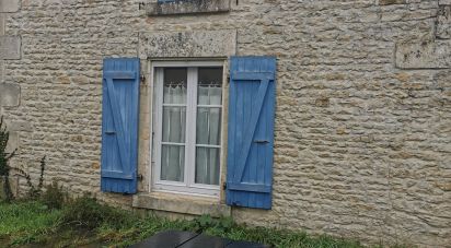 House 4 rooms of 94 m² in Saint-Jean-de-Liversay (17170)