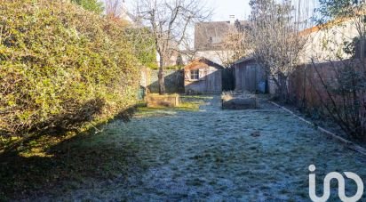 Maison traditionnelle 7 pièces de 171 m² à Versailles (78000)