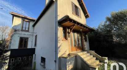 House 6 rooms of 150 m² in Villeneuve-le-Roi (94290)