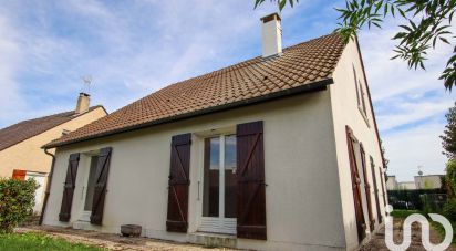 Maison 7 pièces de 140 m² à Saint-Memmie (51470)