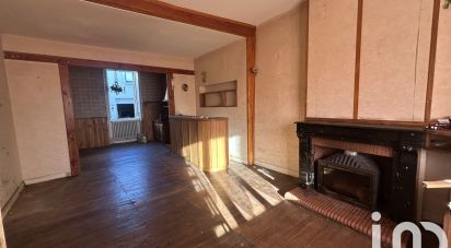 Maison de ville 6 pièces de 131 m² à - (16190)