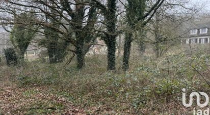 Land of 2,145 m² in Marcoussis (91460)