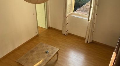 Apartment 3 rooms of 77 m² in Montélimar (26200)