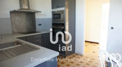 Apartment 3 rooms of 65 m² in Marseille (13015)