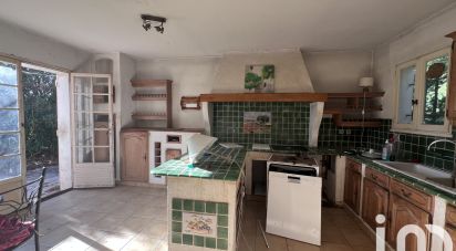 Traditional house 5 rooms of 154 m² in Bormes-les-Mimosas (83230)