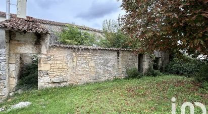 Village house 4 rooms of 140 m² in Saint-Hilaire-de-Villefranche (17770)