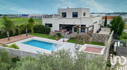 Architect house 4 rooms of 211 m² in Perpignan (66000)