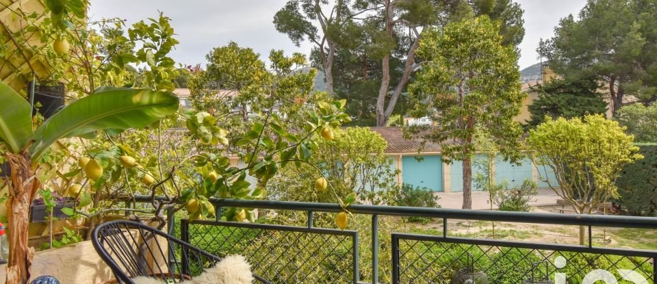 Appartement 4 pièces de 77 m² à Cassis (13260)