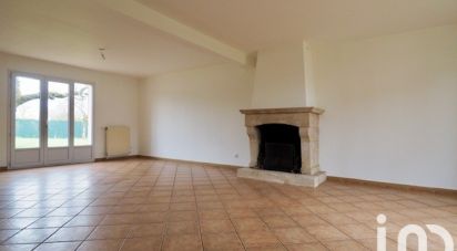 Traditional house 6 rooms of 150 m² in Saint-Jean-de-la-Ruelle (45140)