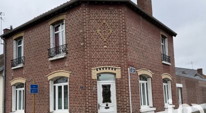 House 6 rooms of 146 m² in Longueau (80330)