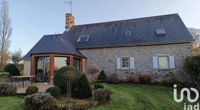 Maison de campagne 7 pièces de 144 m² à La Chapelle-Cécelin (50800)