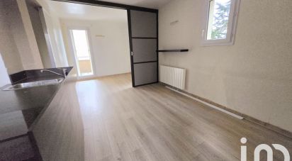 Apartment 1 room of 30 m² in Trilport (77470)