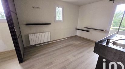 Apartment 1 room of 30 m² in Trilport (77470)