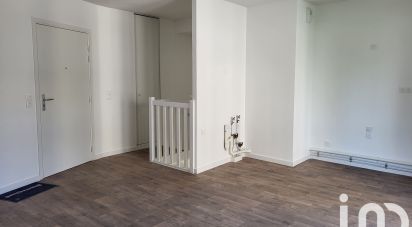 Apartment 3 rooms of 47 m² in Bordeaux (33100)