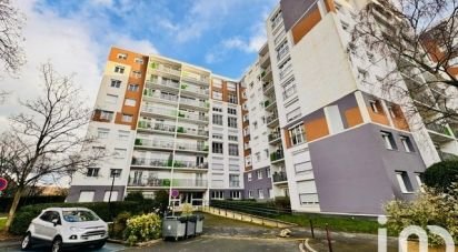 Apartment 4 rooms of 80 m² in Viry-Châtillon (91170)