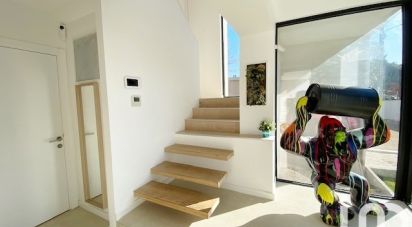 Architect house 5 rooms of 156 m² in Saint-Raphaël (83700)