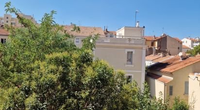 Apartment 3 rooms of 56 m² in Toulon (83000)