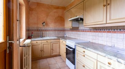 House 8 rooms of 155 m² in Pont-Sainte-Maxence (60700)