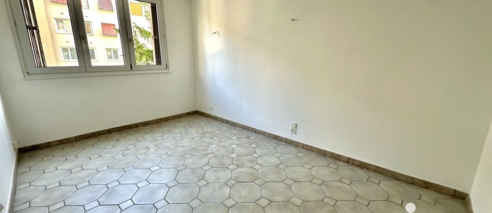 Apartment 4 rooms of 67 m² in Châtenay-Malabry (92290)