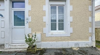 Traditional house 3 rooms of 54 m² in La Rochelle (17000)