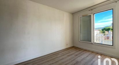 Apartment 3 rooms of 70 m² in Le Pradet (83220)