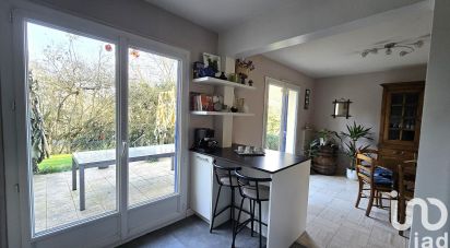 Maison 8 pièces de 125 m² à Servon-sur-Vilaine (35530)