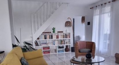 Maison 4 pièces de 99 m² à - (97215)