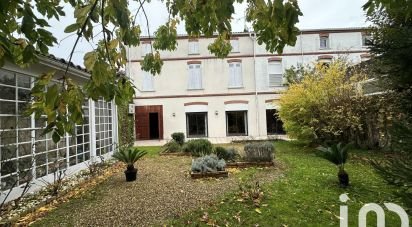 House 9 rooms of 220 m² in Villeneuve-de-Marsan (40190)