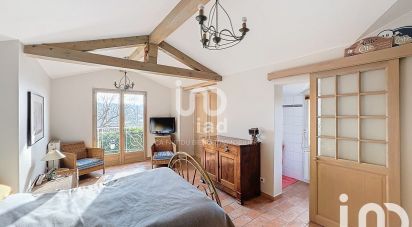 Maison 8 pièces de 220 m² à Sainte-Foy-lès-Lyon (69110)