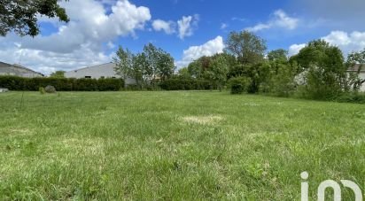 Land of 850 m² in Marigny (79360)