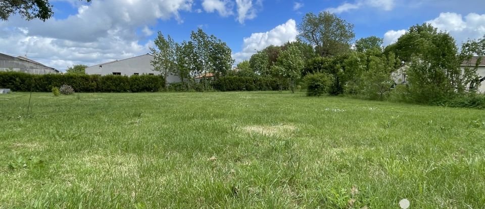 Terrain de 850 m² à Marigny (79360)