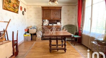 Traditional house 5 rooms of 97 m² in Varennes-sur-Seine (77130)