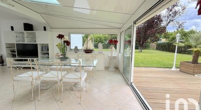 Pavilion 5 rooms of 147 m² in Saint-Herblain (44800)